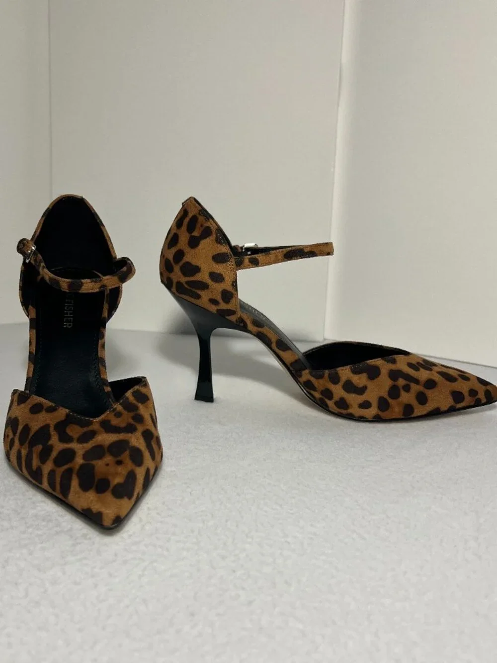 Marc Fisher Women's 7.5M Brown Haben Pump, Leopard Pointy Toe Tapered Heel Adjus